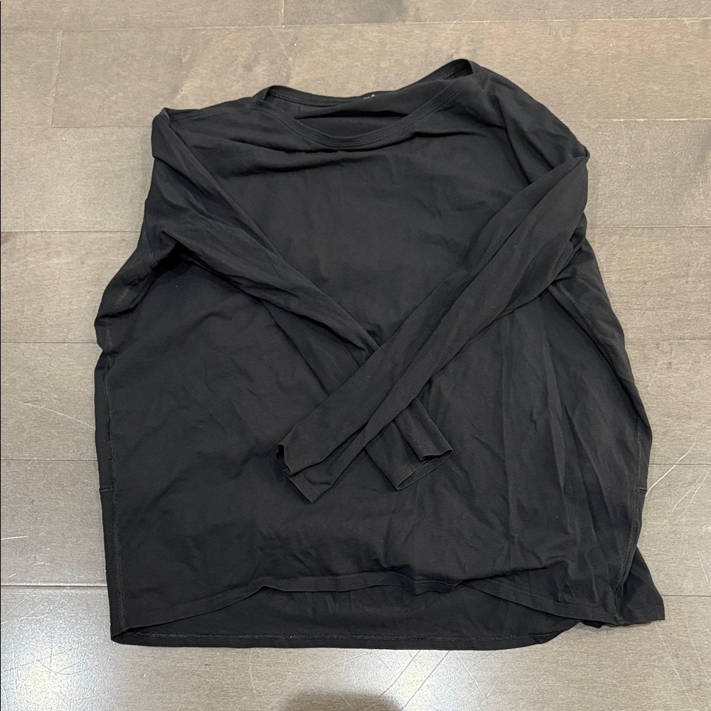 lululemon athletica Black Long Sleeve Tee
